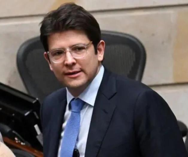 Atentan contra Miguel Uribe, senador y aspirante presidencial en Colombia