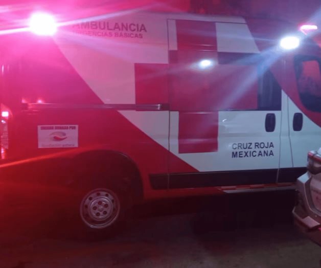 Arrojan a hombre herido de arma frente a clínica en Hidalgo