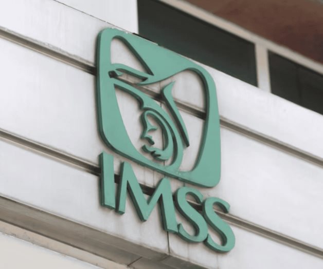 IMSS desmiente imagen de pacientes en el piso de Clínica 15 de Puebla IMSS desmiente imagen de pacientes en el piso de Clínica 15 de Puebla