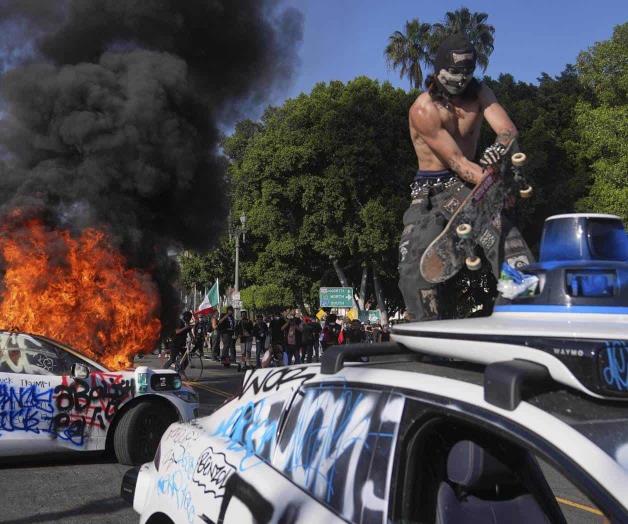 Tras la violencia, inician la limpieza en la ciudad Tras la violencia, inician la limpieza en la ciudad