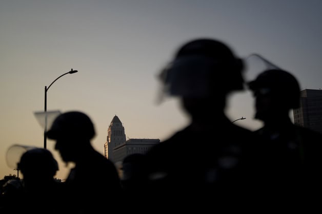 Periodistas heridos y detenidos en protestas en Los Ángeles; preocupa libertad de prensa a grupos Periodistas heridos y detenidos en protestas en Los Ángeles; preocupa libertad de prensa a grupos