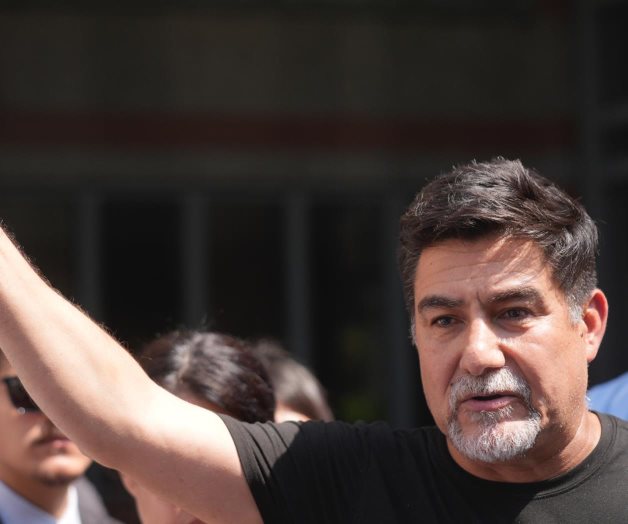 Acusan a líder sindical de obstruir a un agente durante redada migratoria Acusan a líder sindical de obstruir a un agente durante redada migratoria