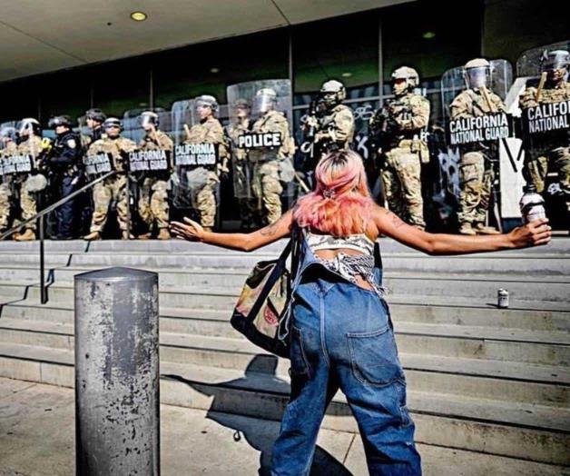 Protestas en Los Ángeles desafían a Trump con valentía Protestas en Los Ángeles desafían a Trump con valentía