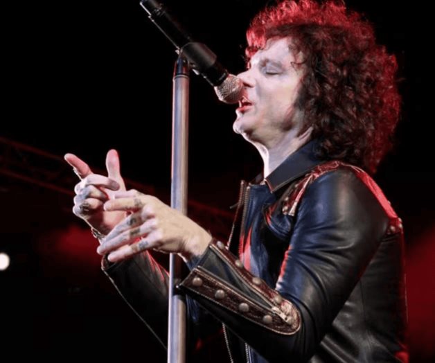 Bunbury quita celulares a fans por grabarlo; reaccionan en redes Bunbury quita celulares a fans por grabarlo; reaccionan en redes