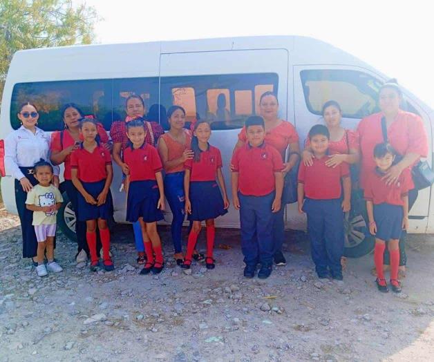 Brinda municipio apoyo en transporte