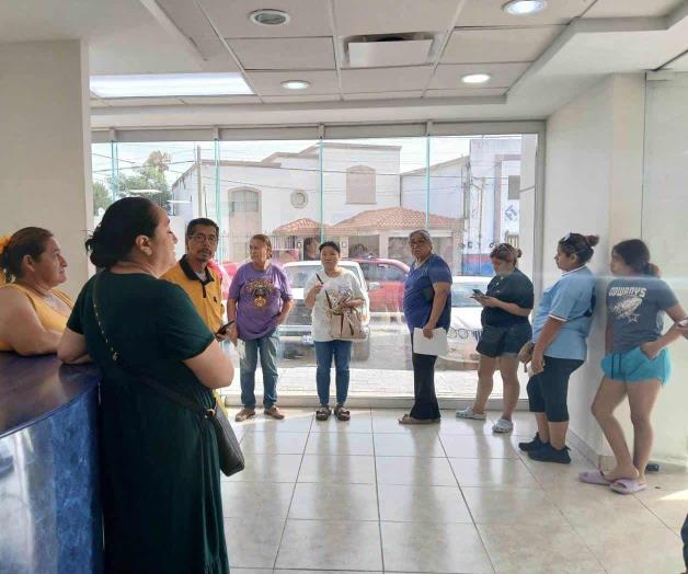 Protestan en CFE Protestan en CFE