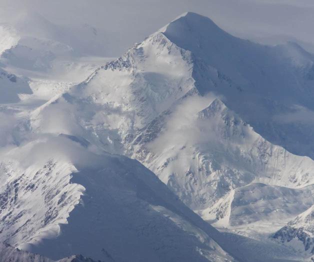 Muere esquiador atrapado en una avalancha en Alaska