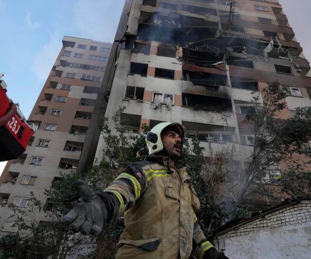 Israel lanza ataque fulminante contra instalaciones nucleares de Ir&aacute;n; Teher&aacute;n responde con drones