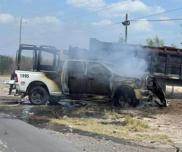 Choque termina con patrullas incendiadas Choque termina con patrullas incendiadas