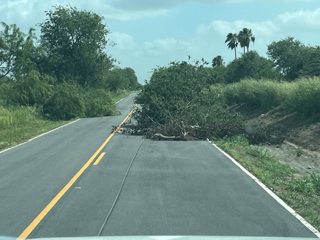 Tormenta deja a 30 mil sin electricidad