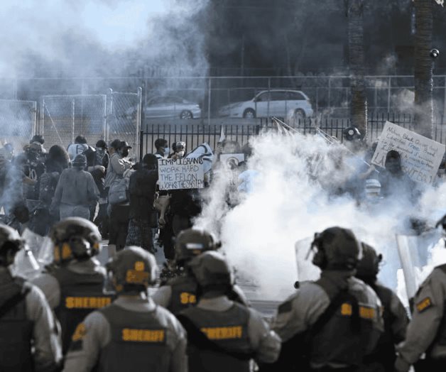 Contin&uacute;an redadas del ICE en California el fin de semana