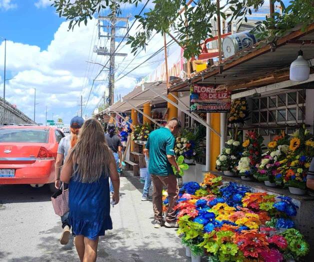 Honran a sus padres en panteón municipal Honran a sus padres en panteón municipal