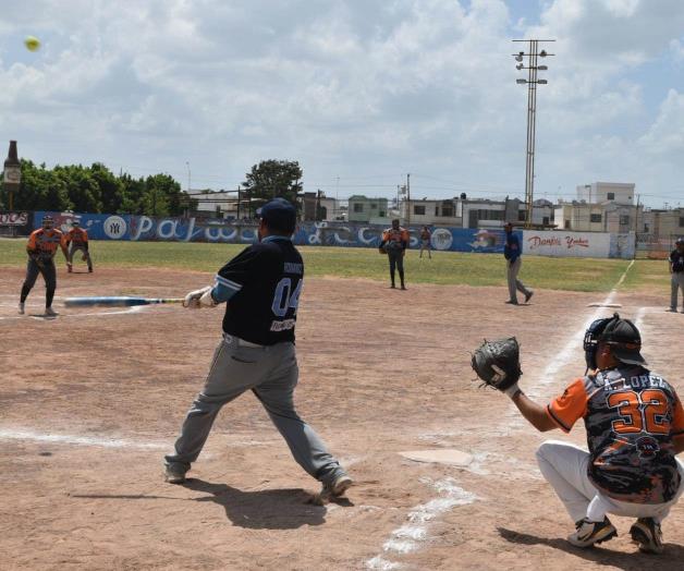 Avanza CR Novatos a la final de playoff