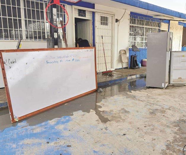 Esperan una respuesta de aseguradora en escuelas