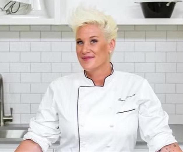 Fallece la chef Anne Burrell a los 55 a&ntilde;os por paro card&iacute;aco