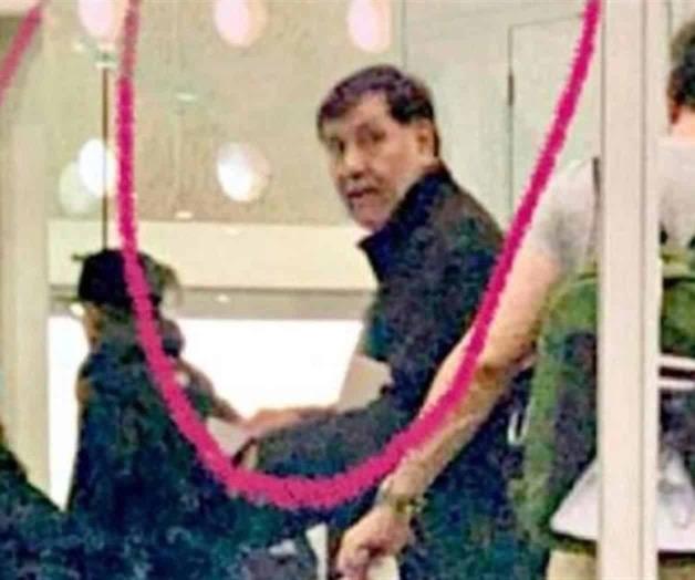 Gerardo Fernández Noroña viaja a Roma en un viaje personal Gerardo Fernández Noroña viaja a Roma en un viaje personal