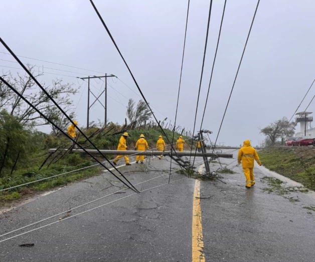Afecta Erick a 123 mil 757 usuarios de energ&iacute;a el&eacute;ctrica