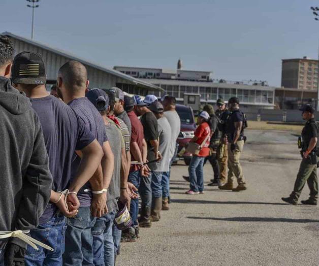 Detiene ICE a más de 80 personas durante redada Detiene ICE a más de 80 personas durante redada