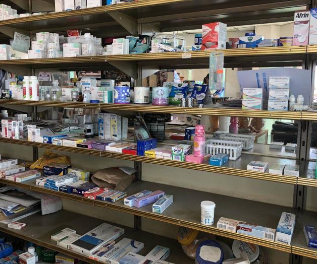 Crecen farmacias con el desabasto
