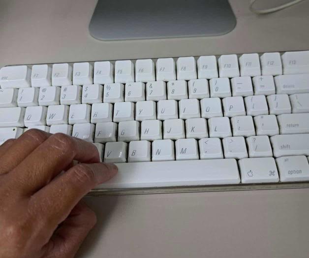 Convocan a terminar preparatoria en línea Convocan a terminar preparatoria en línea