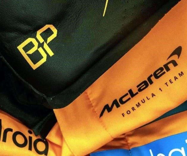 Brad Pitt conduce auto de F&oacute;rmula Uno en McLaren