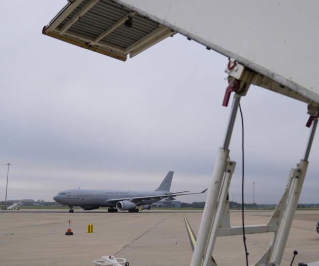 Activistas propalestinos da&ntilde;an aviones en base a&eacute;rea de Reino Unido