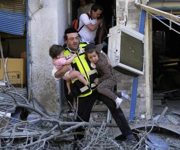 Tras ataque de EU, lanza Irán ola de misiles contra Israel