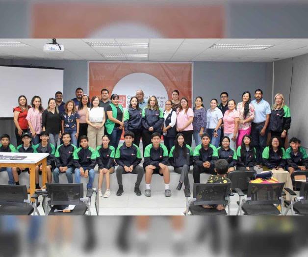 Estudiantes UAT har&aacute;n estancia de verano en Canad&aacute;