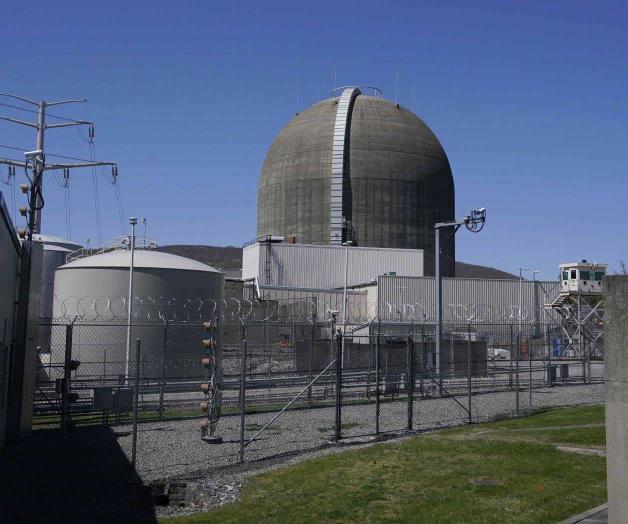 Propone Gobernadora construir central nuclear