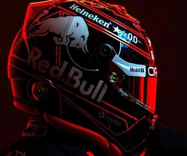 Max Verstappen homenajea a Red Bull con un casco especial en Austria