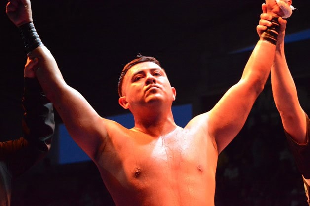 Cae m&aacute;scara del &Uacute;nico Jr.