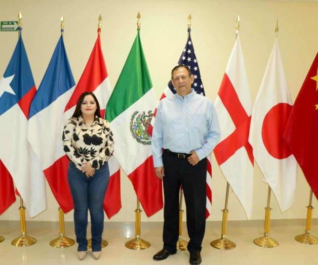 Alcaldesa dialoga con los directivos de maquiladoras