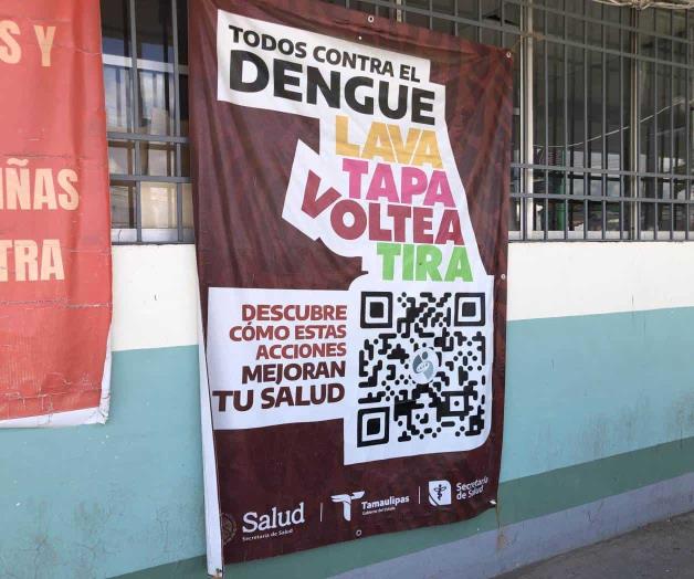 Fumigan contra dengue en casas