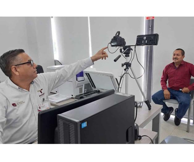 Aumenta la demanda  de placas y licencias