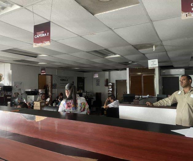 Fallas paralizan los tr&aacute;mites de gobierno