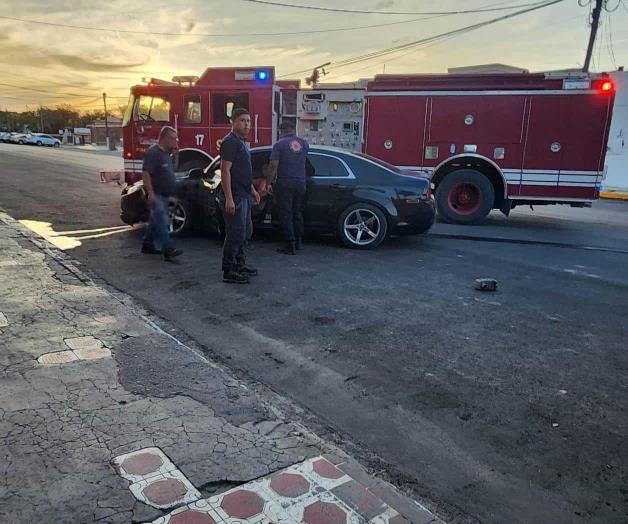 Choque moviliza a los bomberos