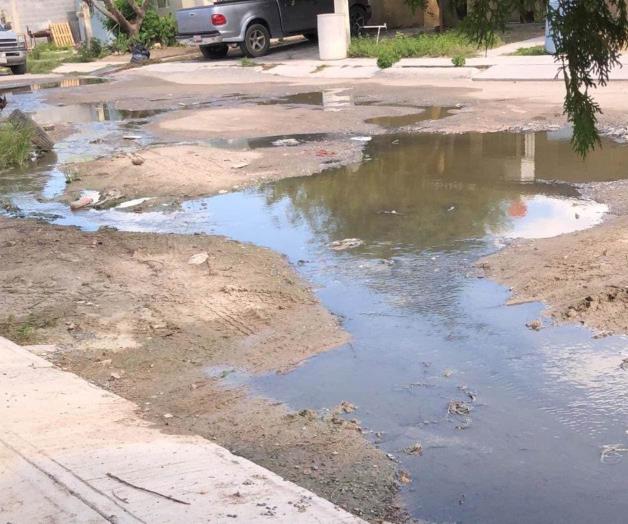 &acute;Escape&acute; de aguas negras afecta a unas 150 familias