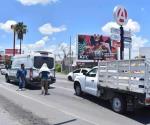Una camioneta embiste a ambulancia del IMSS