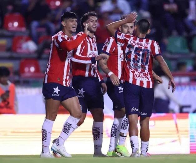 Chivas remonta 3-1 a Santos en la Copa Bienestar Zacatecas 2025