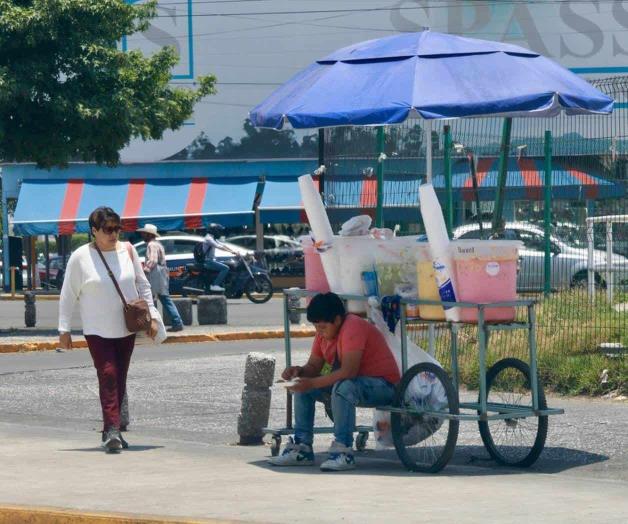 Carecen mexicanos de un trabajo digno Carecen mexicanos de un trabajo digno
