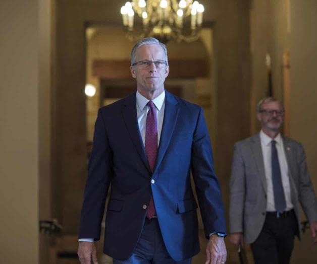 Senado eval&uacute;a enmiendas al proyecto de recortes fiscales de Trump