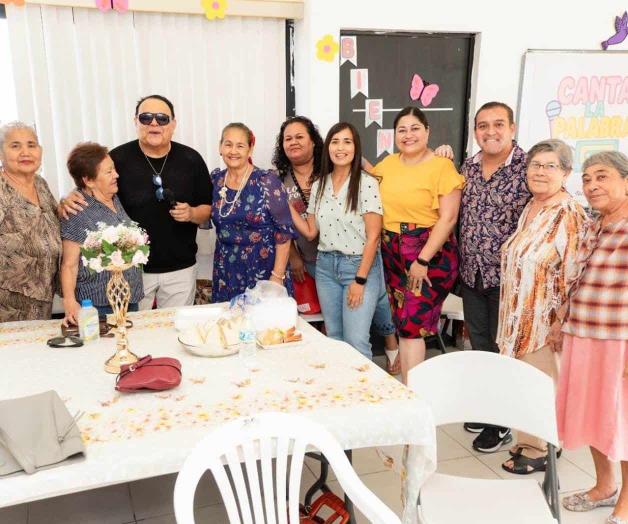 Visita El Vayven del Amor a los abuelitos Visita El Vayven del Amor a los abuelitos