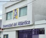 Exigen justicia por despido de docente