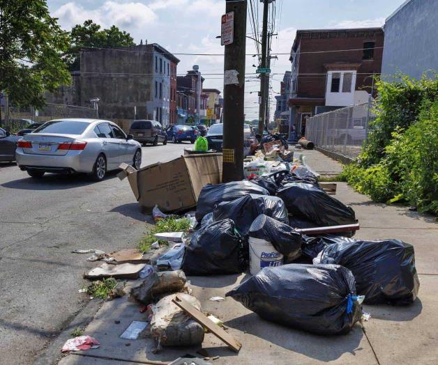 Miles de trabajadores municipales, en huelga