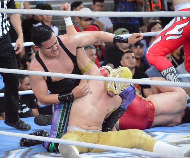 El Único Jr. se estrenó sin máscara El Único Jr. se estrenó sin máscara