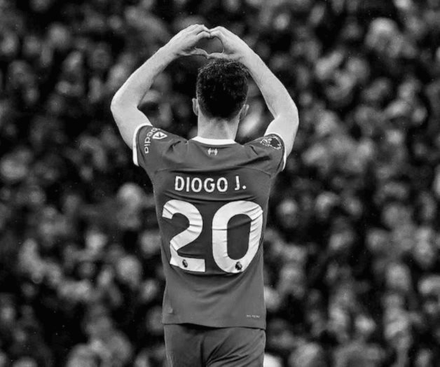 Deportistas y fans despiden a Diogo Jota tras trágico accidente Deportistas y fans despiden a Diogo Jota tras trágico accidente
