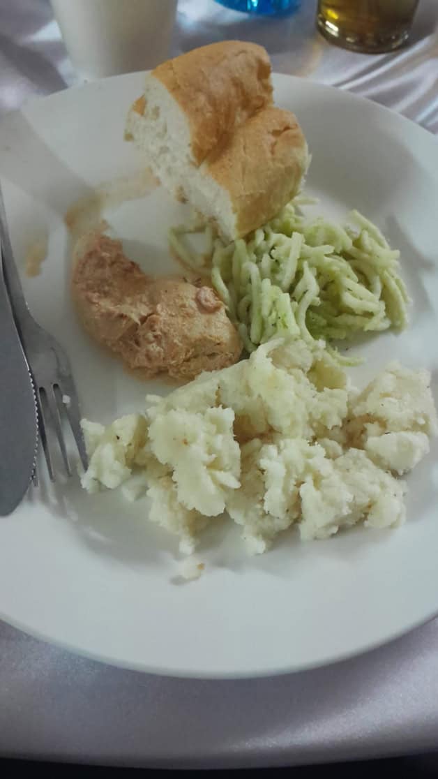 Masiva intoxicación en la cena de graduación