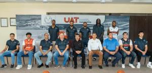 Presenta rector al  nuevo Correbasket