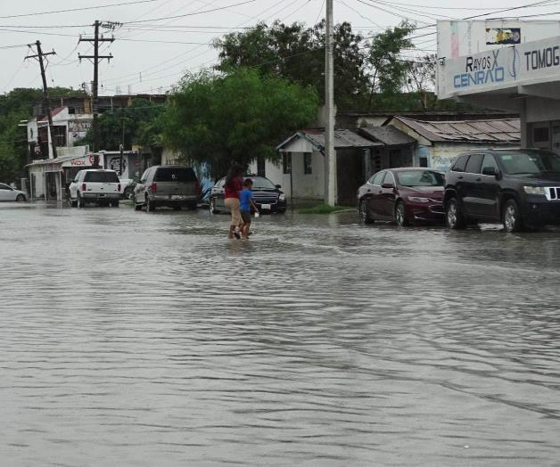 Entra ‘La canícula’ con fuertes lluvias