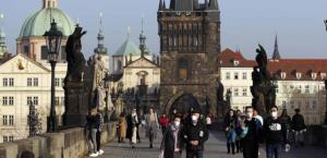 Apagón afecta a la República Checa y paraliza transporte público en Praga